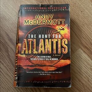 The Hunt for Atlantis Book by Andy McDermott - softcover